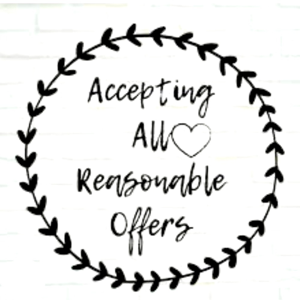 Make an offer women’s and men’s clothing and accessories
